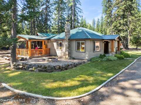 139 White Fir Ln, Nordman, ID 83848