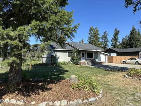 155 Westwood Dr, Moyie Springs, ID 83845