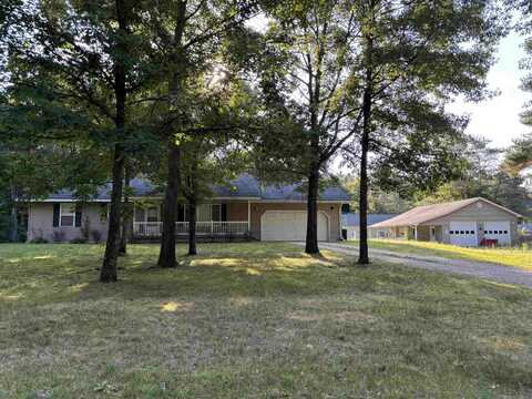 570 & 580 Evergreen, Farwell, MI 48622