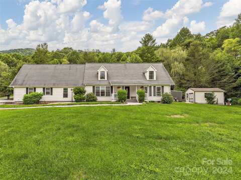 86 Clayton Lake Road, Waynesville, NC 28785