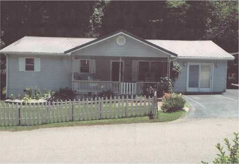 165 Woodland Estates, Paintsville, KY 41240