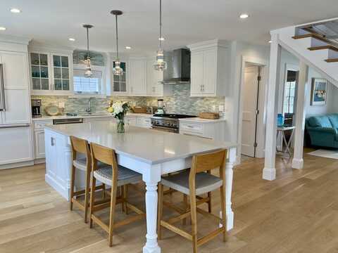 54 Ocean Rd N, Duxbury, MA 02332