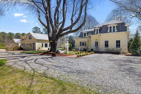 472 & 474 Davisville Rd, Falmouth, MA 02536