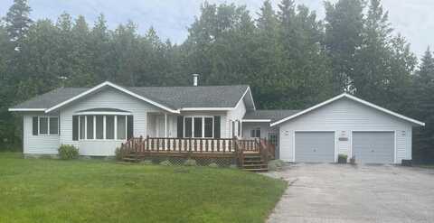 2976 M-134, Hessel, MI 49745