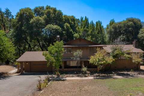 2010 Park Creek Lane, Ukiah, CA 95482