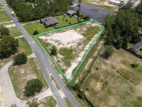 102 White Oaks Boulevard, Panama City, FL 32409