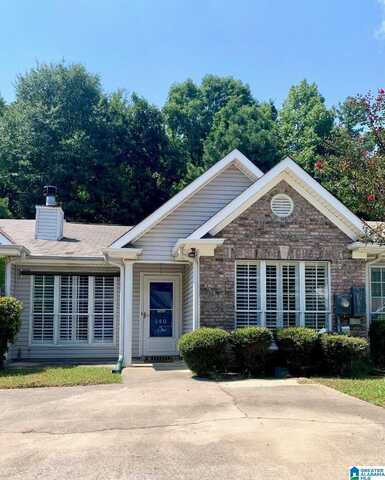 140 HIDDEN CREEK CIRCLE, PELHAM, AL 35124