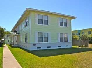 1517 Ocean Drive, Corpus Christi, TX 78404