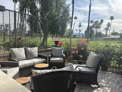 246 Santa Barbara Circle, Palm Desert, CA 92260