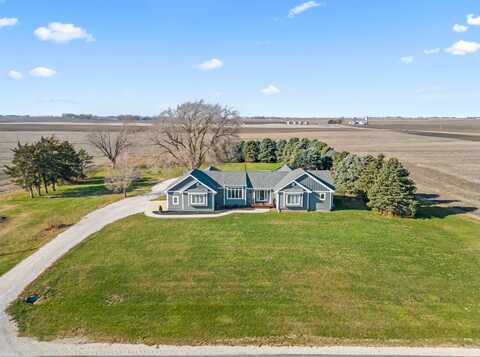 2613 Little Wall Lake Road, Kamrar, IA 50132