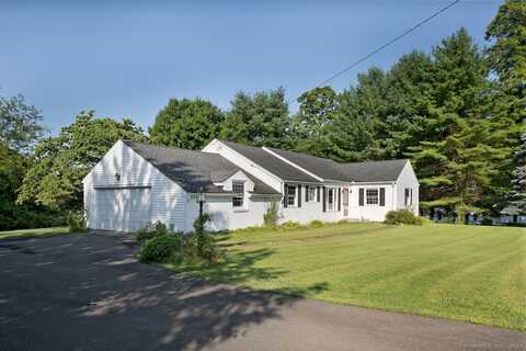 42 Horse Shoe Lane, Salisbury, CT 06039