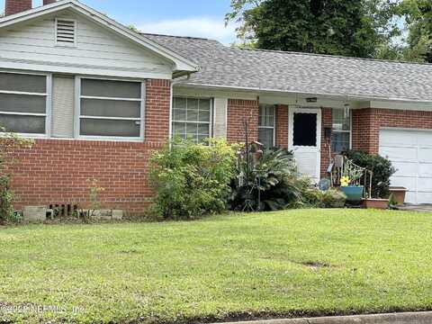 Lechlade, JACKSONVILLE, FL 32205