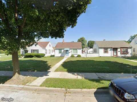 27Th, MILWAUKEE, WI 53209