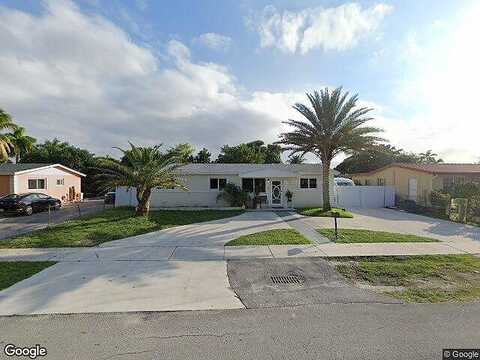 195Th, MIAMI GARDENS, FL 33056