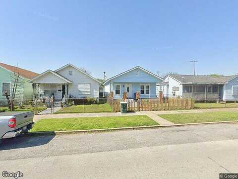 Avenue R, GALVESTON, TX 77551