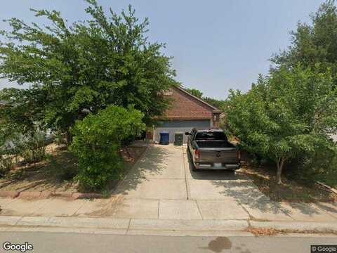 Salado, LAREDO, TX 78045