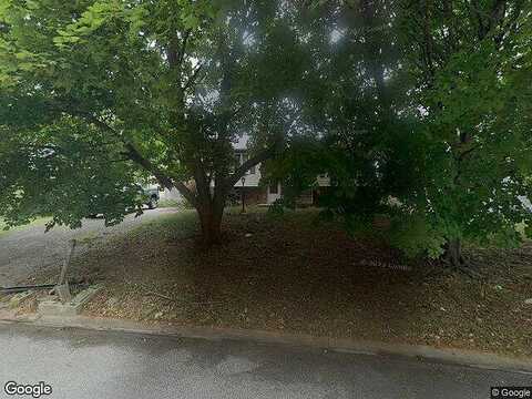 Colonial, HANOVER, PA 17331