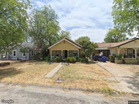 1St, BROWNWOOD, TX 76801