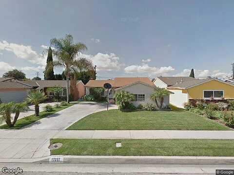 Ardis, DOWNEY, CA 90242