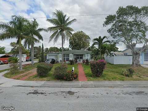 South, Lake Worth, FL 33460