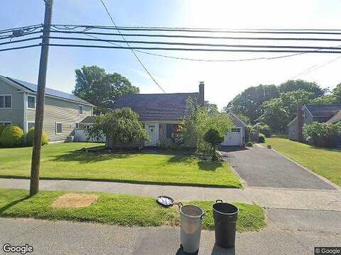 West, WEST SAYVILLE, NY 11796