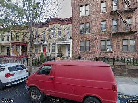 Maple, BROOKLYN, NY 11225