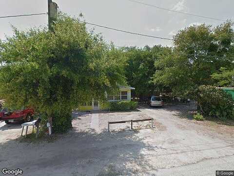 2Nd, AUBURNDALE, FL 33823