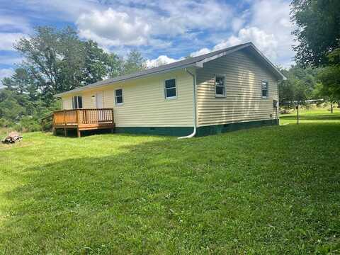 120 SECOND AVENUE, WHITE SULPHUR SPRINGS, WV 24986