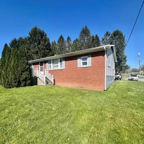 19 REEDY ADDITION ROAD, CRAIGSVILLE, WV 26205