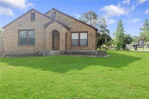 201 North Coulter Drive, Bryan, TX 77803