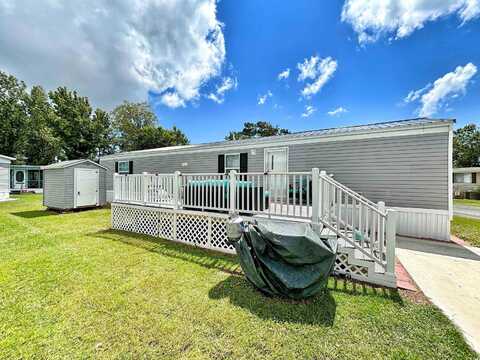 1419 Circle Dr., North Myrtle Beach, SC 29582