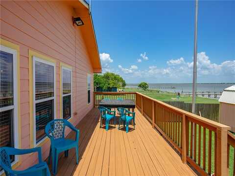 426 Egery Island Rd, Taft, TX 78382