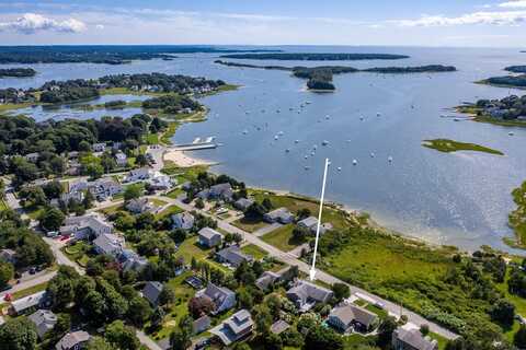 32 Cove Lane, Pocasset, MA 02559