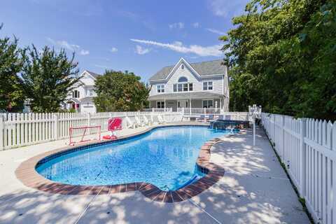 11 Pond Creek, West Cape May, NJ 08204