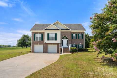 131 N Hazelwood Drive, Mocksville, NC 27028