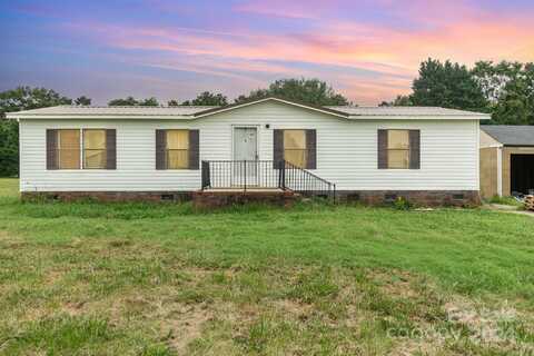 9413 Holly Ridge Road, Rockwell, NC 28138