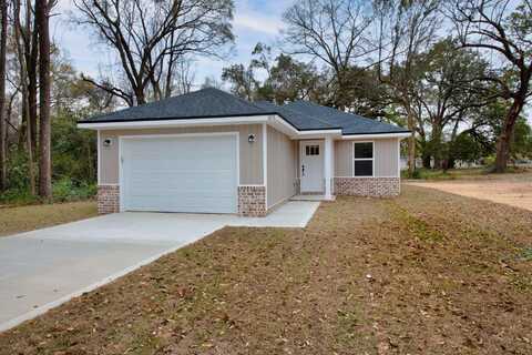 102 Magnolia Court, Crestview, FL 32536