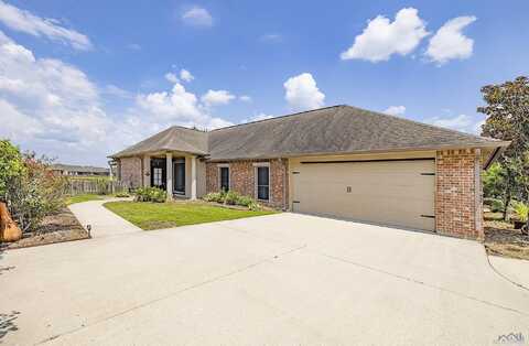 125 Lake Olivia Drive, Thibodaux, LA 70301