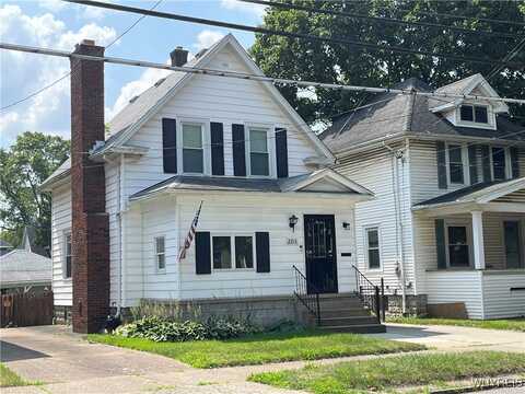 2213 Ontario Avenue, Niagara Falls, NY 14305