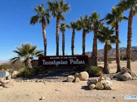 81922 Montgomery Rd, Twentynine Palms, CA 92277