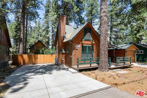 42798 Cedar Ave, Big Bear Lake, CA 92315