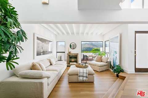 29221 Heathercliff Rd, Malibu, CA 90265