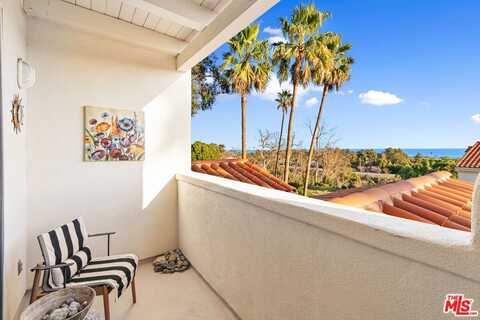 6463 Zuma View Pl, Malibu, CA 90265