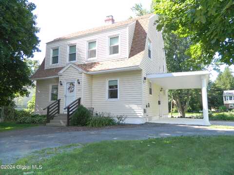 225 Hudson Ave E, East Greenbush, NY 12144