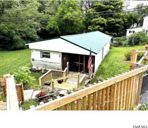 2 Bluebird Ln, Portage, PA 15946