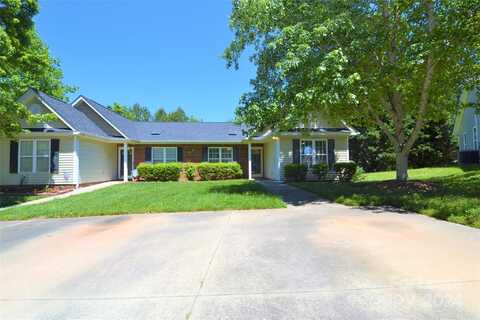 224 Edinburgh Court, Mount Holly, NC 28120