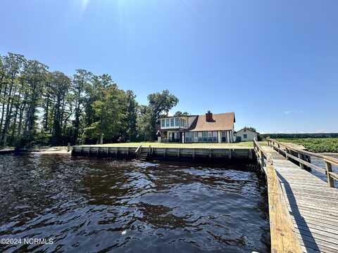 615 Folly Landing, Columbia, NC 27925