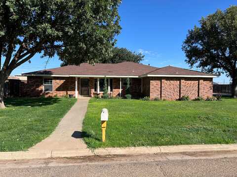 807 Arrah, Friona, TX 79035