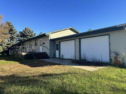 210 OAK Street, Ipswich, SD 57451