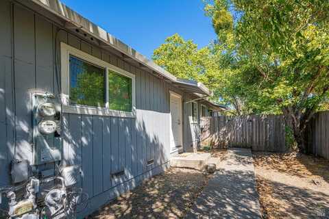 465 Inglewood Drive, Santa Rosa, CA 95407